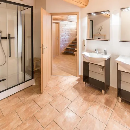 Chalé Ski-n-lake One Zell am See